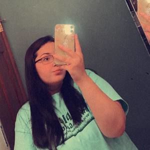 Meet your Posher, Alayna